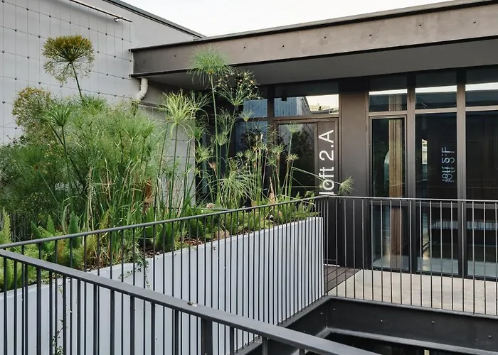 Five Stars Alcantara Lofts *