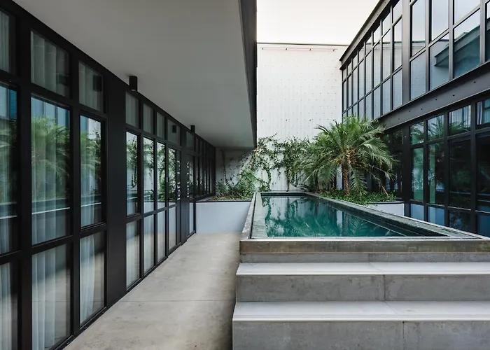 Five Stars Alcantara Lofts