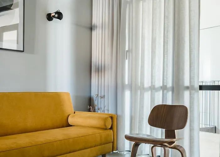 Five Stars Alcantara Lofts