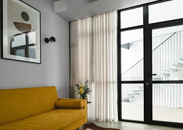Five Stars Alcantara Lofts