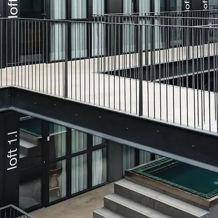 아파트 Five Stars Alcantara Lofts