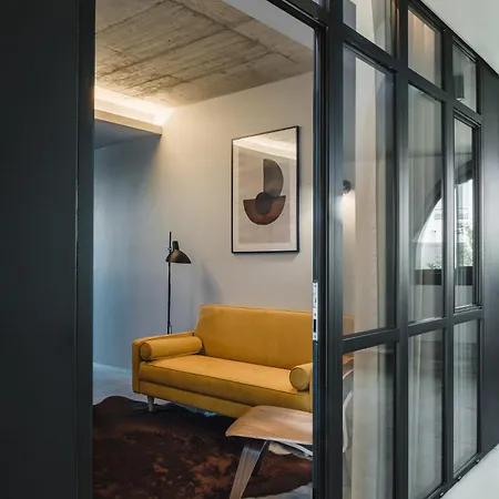 Five Stars Alcantara Lofts * 리스본